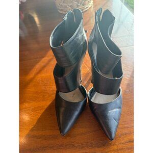 Jessica Simpson Heels Boot Look with Straps Zip Back Womans 6.5